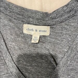Cloth & Stone Heathered Gray Top